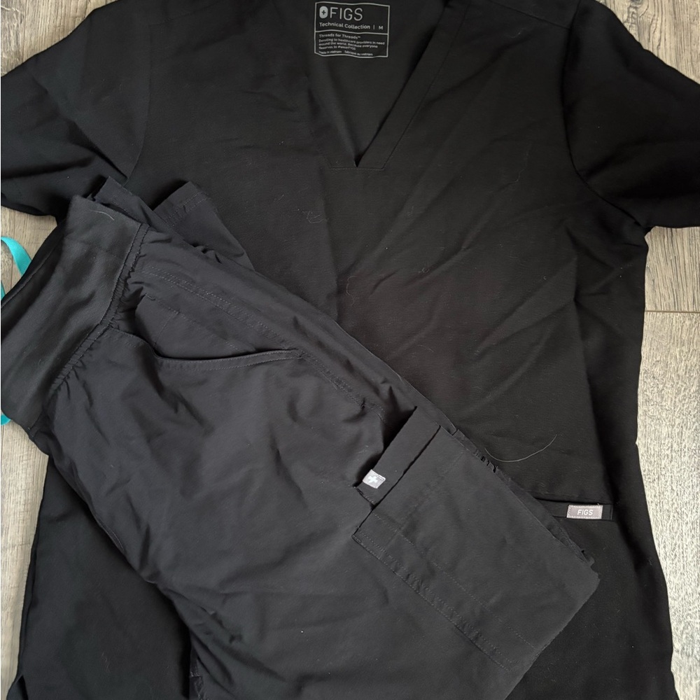 Figs Black Technical Collection Scrub